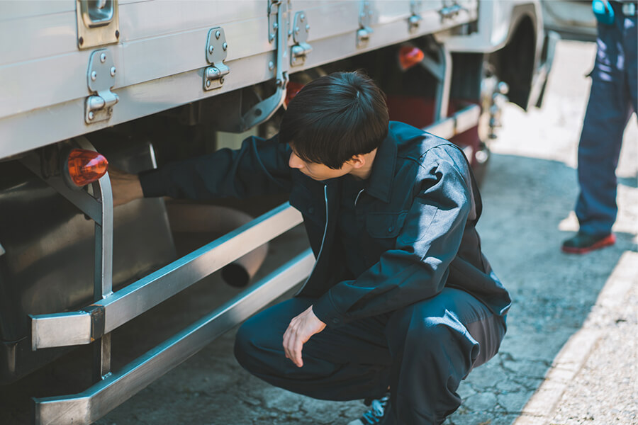 車両点検・安全設備導入